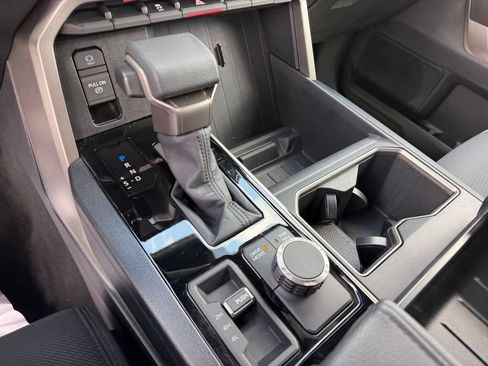 Used 2026 Toyota Tundra SR5 AWD/4WD image 25