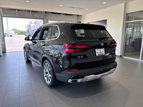 Used 2026 BMW X5 xDrive40i AWD/4WD image 6