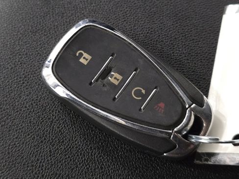 Used 2022 Chevrolet Equinox LT w/ LPO, Floor Liner Package image 30