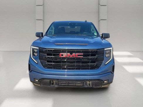 Used 2024 GMC Sierra 1500 Elevation RWD image 2