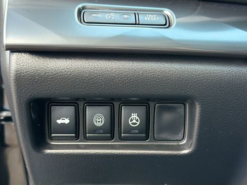 Used 2023 Nissan Maxima SR w/ Sport Mat Group image 33