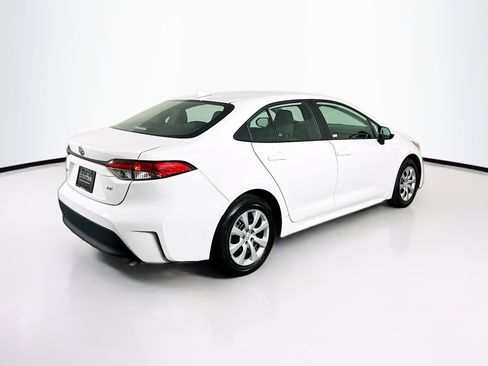 Used 2024 Toyota Corolla LE image 9