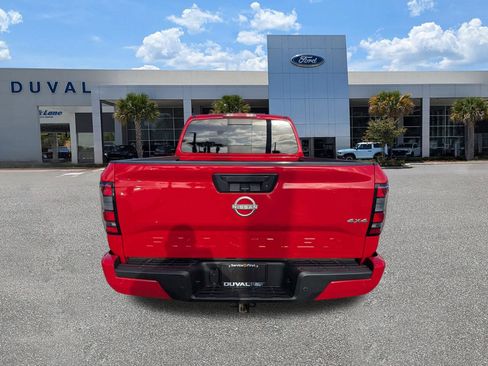 Used 2025 Nissan Frontier SV w/ SV Convenience Package AWD/4WD image 5
