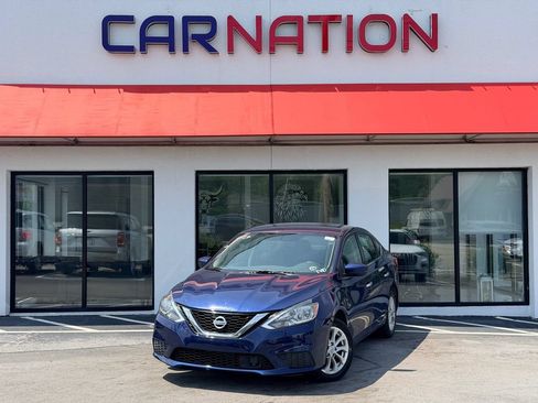 Used 2019 Nissan Sentra SV FWD image 2