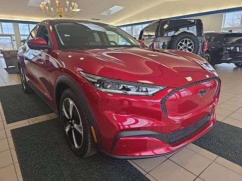 Used 2021 Ford Mustang Mach-E Select w/ Comfort/Appearance Package image 9