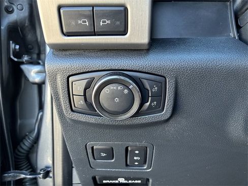 Used 2022 Ford F350 Platinum w/ Tremor Off-Road Package image 24