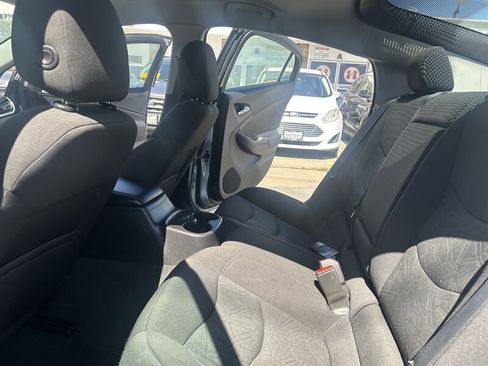 Used 2018 Chevrolet Volt LT image 16