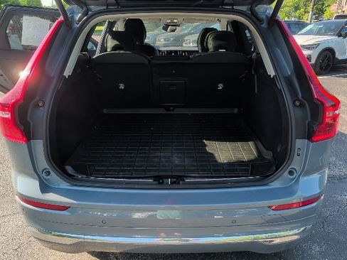 Used 2023 Volvo XC60 B5 Plus w/ Climate Package AWD/4WD image 18