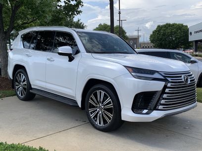 Used 2025 Lexus LX 600 4WD w/ Accessory Package (2T)
