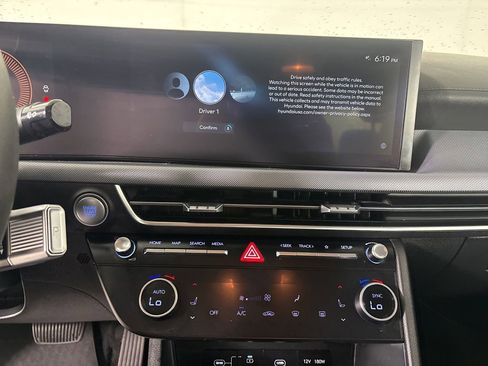 Used 2024 Hyundai Sonata SEL image 16