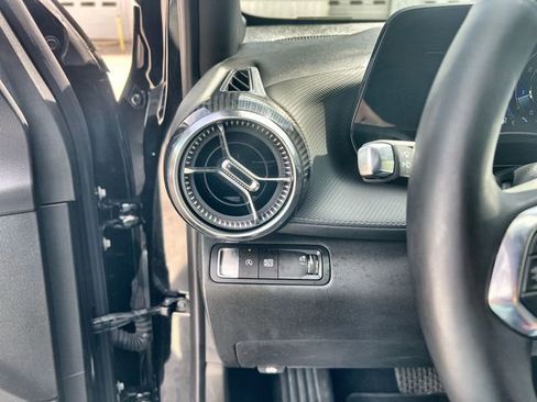 Used 2025 Chevrolet Equinox LT image 17