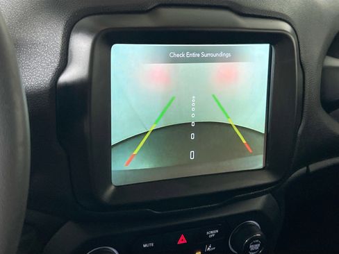 Used 2022 Jeep Renegade Altitude w/ Sun/Sound Group image 14