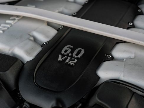 Used 2016 Aston Martin Rapide S image 52