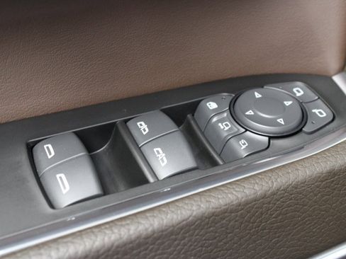 Used 2024 GMC Sierra 2500 Denali w/ Technology Package image 80