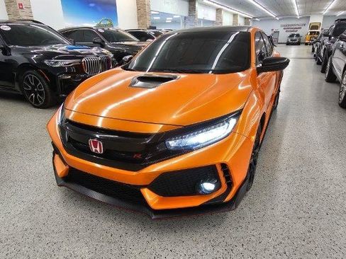 Used 2018 Honda Civic Type R image 1