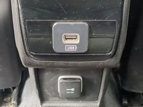 Used 2022 Jeep Compass Trailhawk image 16