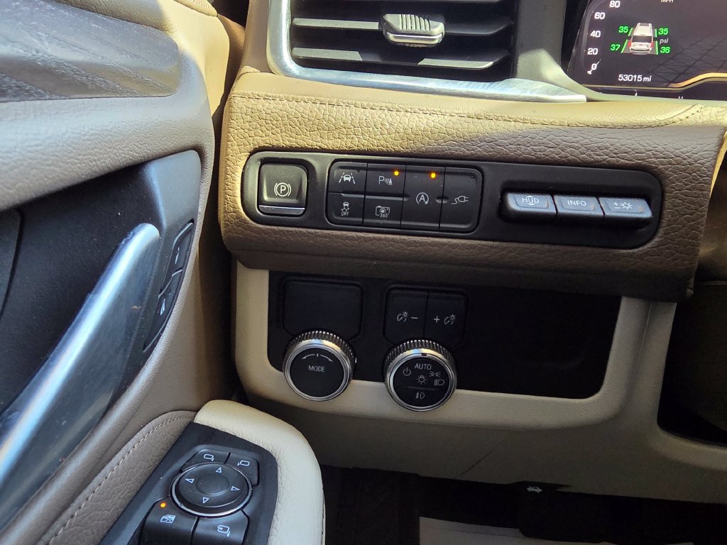 Used 2022 GMC Yukon Denali RWD image 37
