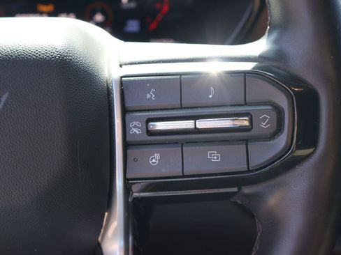Used 2023 Chevrolet Colorado ZR2 w/ ZR2 Convenience Package III AWD/4WD image 26