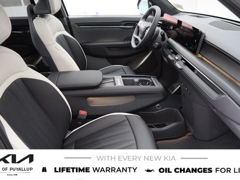 New 2026 Kia EV9 GT-Line AWD/4WD image 16