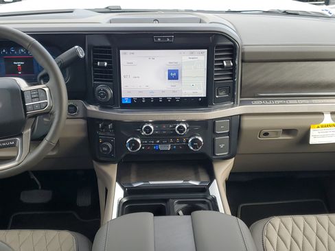 New 2026 Ford F450 Platinum w/ Platinum Plus Package image 12