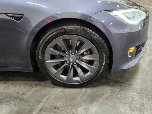 Used 2020 Tesla Model S Long Range image 10