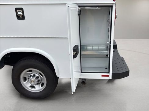 New 2025 Chevrolet Express 3500 w/ Power Convenience Package RWD image 19