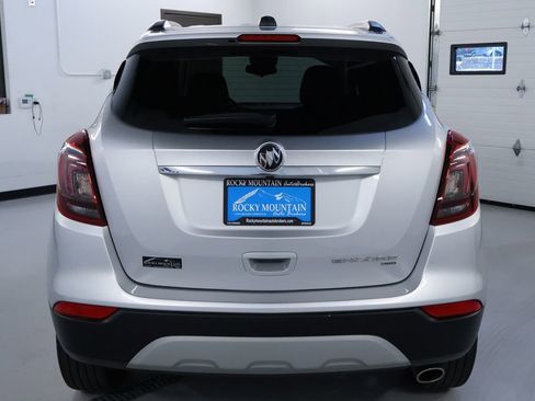 Used 2022 Buick Encore Preferred w/ Safety Package image 6