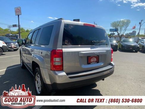 Used 2017 Jeep Patriot Sport w/ Power Value Group FWD image 7