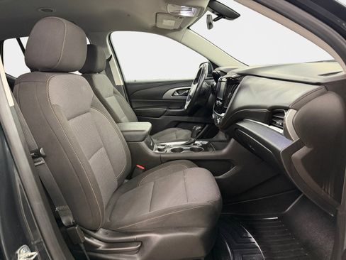 Used 2019 Chevrolet Traverse LT image 13