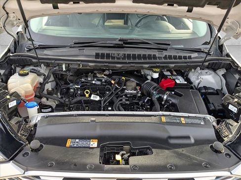 Used 2019 Ford Edge Titanium image 22