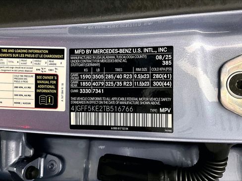 Used 2026 Mercedes-Benz GLS 450 4MATIC image 31