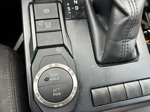 Used 2024 Toyota Tacoma SR5 RWD image 14
