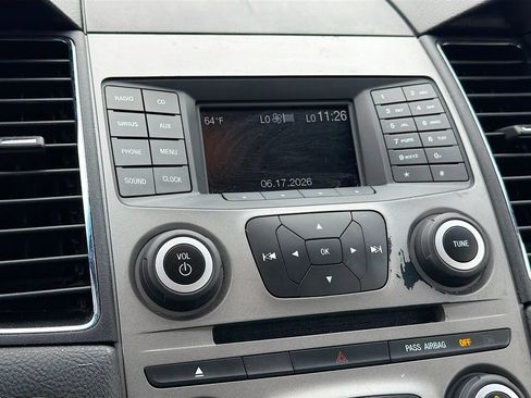 Used 2016 Ford Taurus SEL FWD image 16