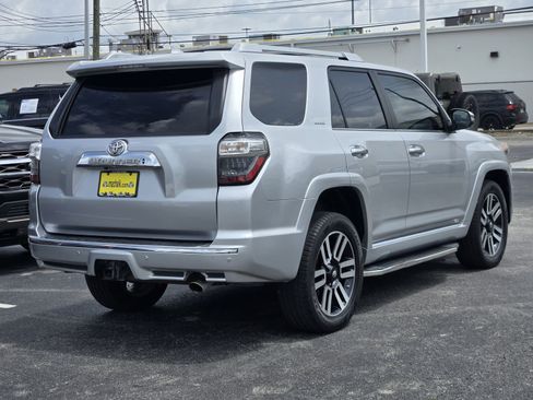 Used 2016 Toyota 4Runner Limited AWD/4WD image 5