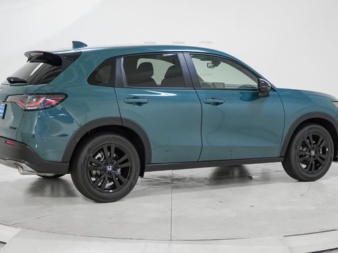 New 2027 Honda HR-V Sport image 11