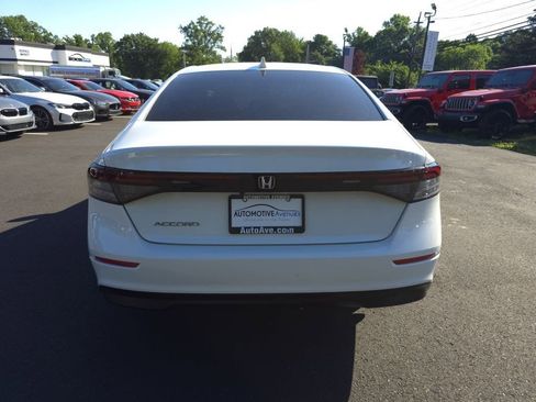Used 2024 Honda Accord EX image 5