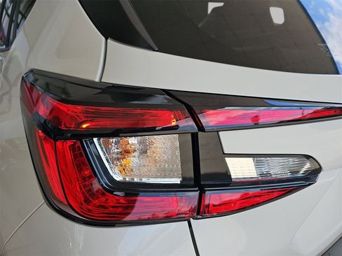 New 2025 Subaru Crosstrek 2.0i Premium image 34