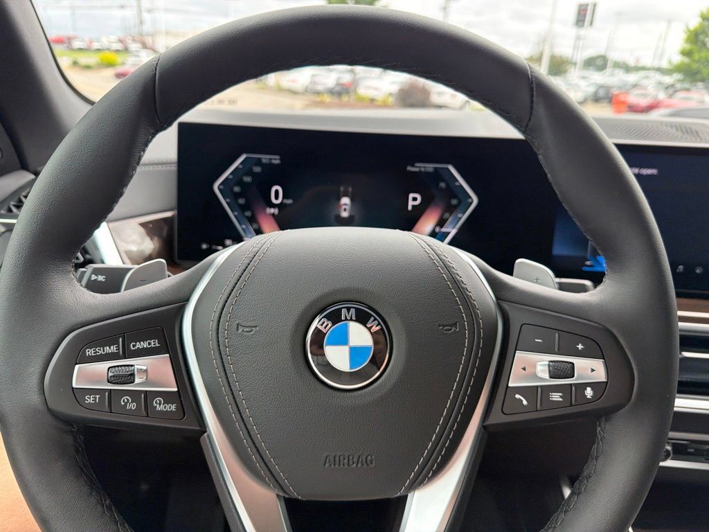 New 2026 BMW X5 sDrive40i w/ Parking Assistance Package RWD image 17