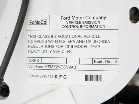 Used 2019 Ford F750 2WD Regular Cab Super Duty image 29