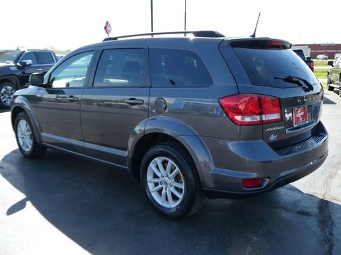 Used 2019 Dodge Journey SE w/ Premium Group FWD image 8