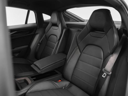 Certified 2026 Porsche Panamera 4 AWD/4WD image 46