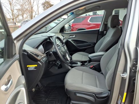 Used 2018 Hyundai Santa Fe Sport image 18