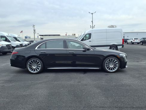Used 2023 Mercedes-Benz S 500 4MATIC image 5