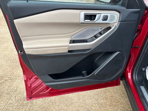 Used 2023 Ford Explorer Limited w/ Hybrid Equipment Group 310A image 10