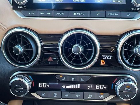 New 2025 Nissan Sentra SV w/ SV Premium Package image 4