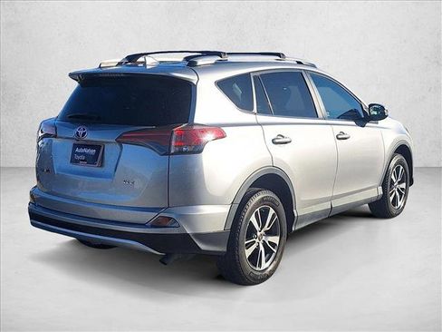 Used 2016 Toyota RAV4 XLE image 5