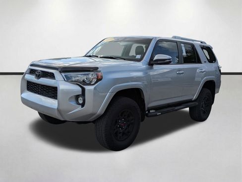 Used 2017 Toyota 4Runner SR5 Premium AWD/4WD image 9