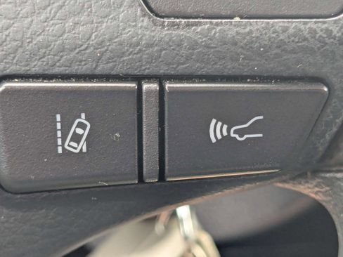 Used 2019 Toyota Corolla LE FWD image 30