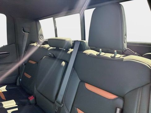 New 2026 GMC Sierra 1500 AT4 w/ AT4 Premium Package AWD/4WD image 12