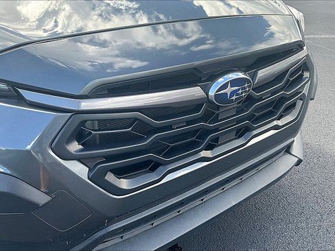 Used 2024 Subaru Crosstrek 2.5i Limited w/ Crosstrek Mirror Package image 21